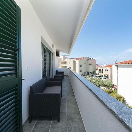 Apartments Sanja Baška Voda Eksteriør billede