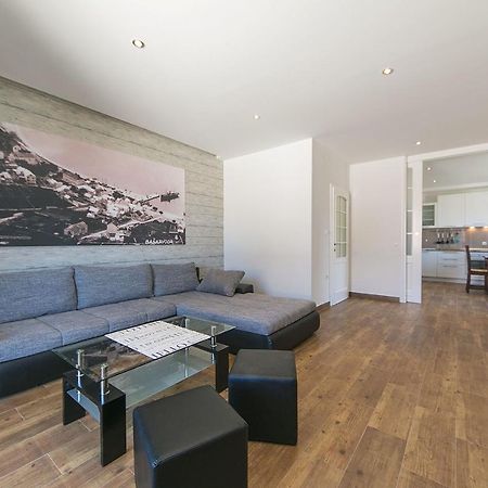Apartments Sanja Baška Voda Eksteriør billede